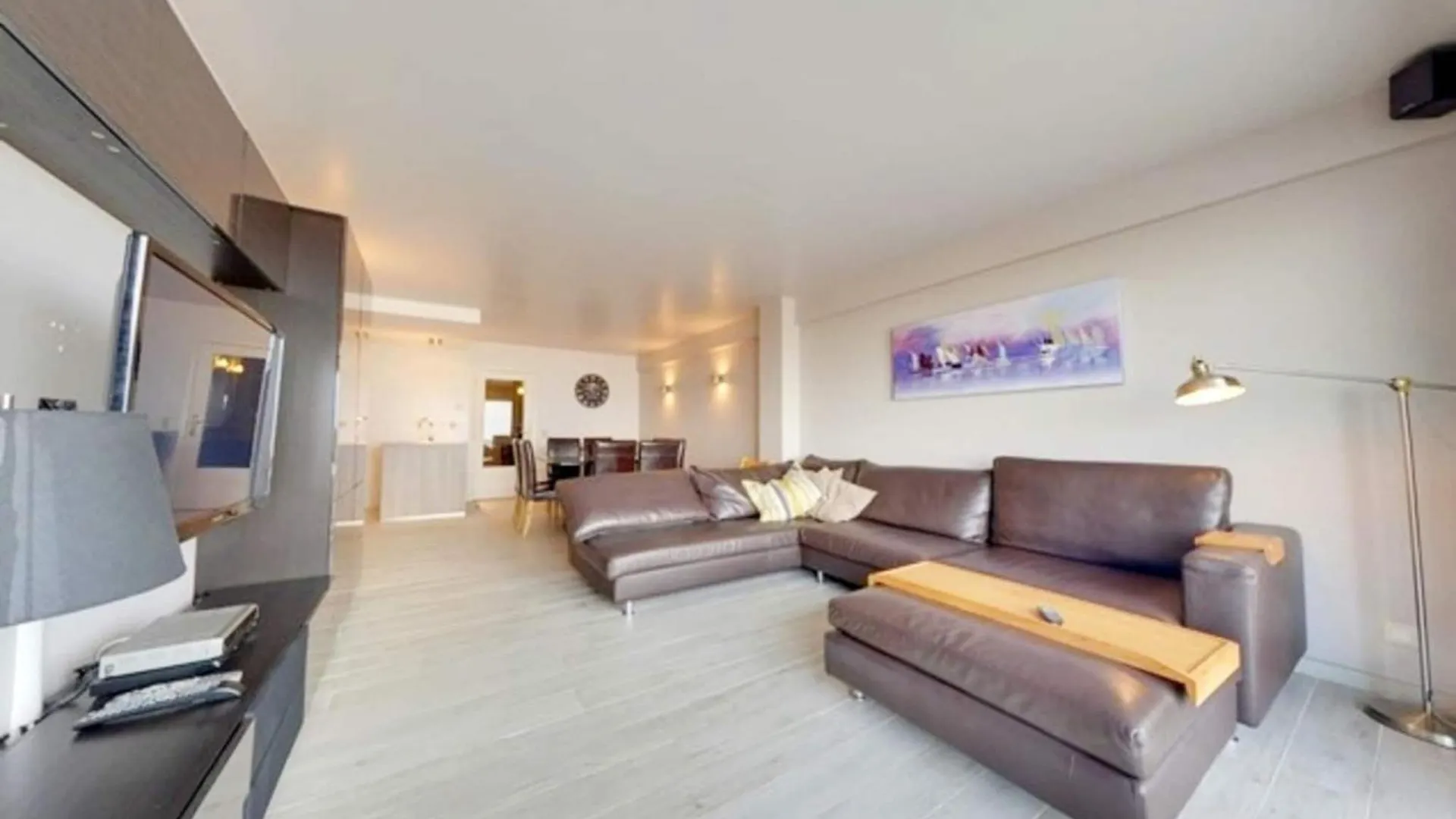 Beautiful 3-Bedroom Apartment With Sea View Middelkerke