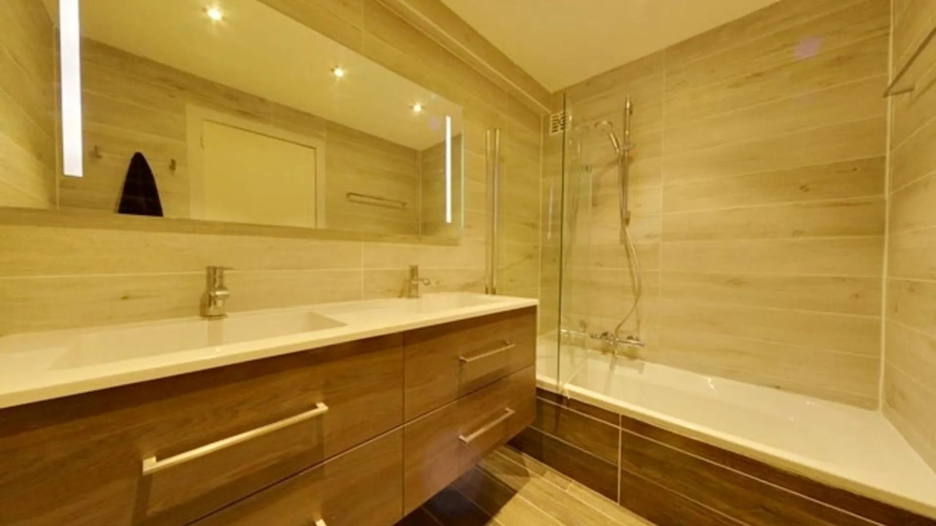 Beautiful 3-Bedroom Apartment With Sea View Middelkerke